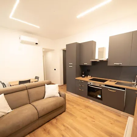 Giulia Apartament Genua